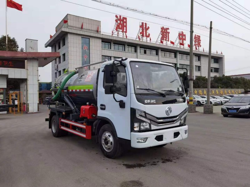 東風(fēng)D6    2方   吸污車